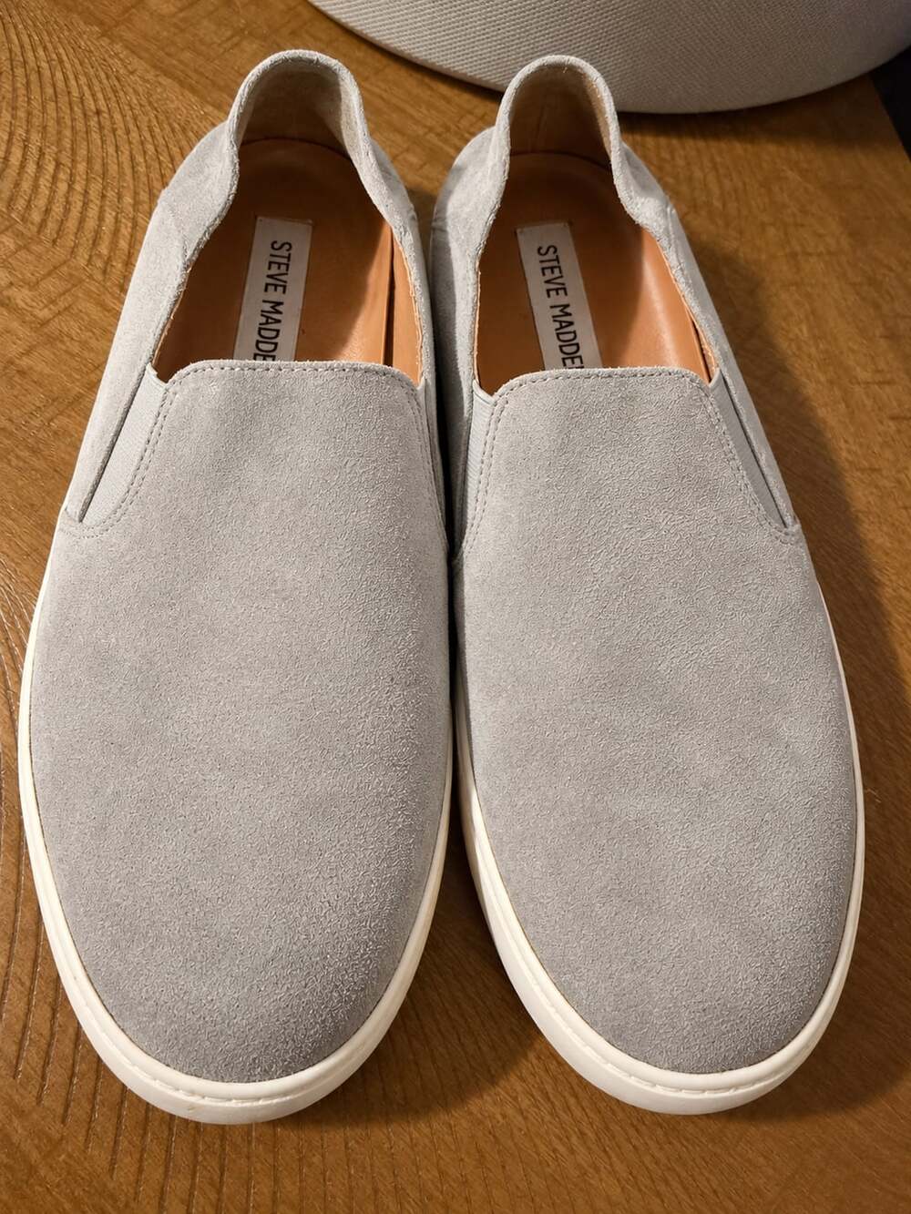 Steve Madden Fayna Size 9 Gray Suede Slip-On Sneakers